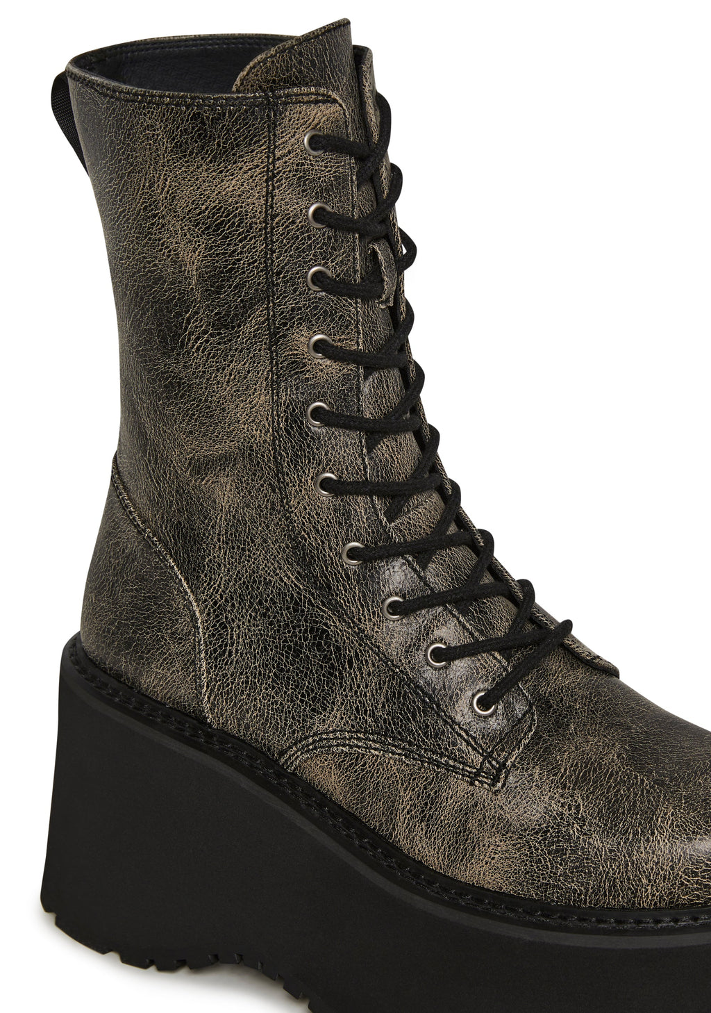 Grunge At Heart Combat Boots - Crackle